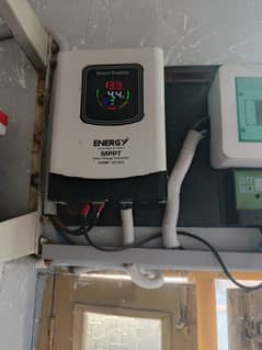 Energy Hybrid MPPT Solar Charge Controller