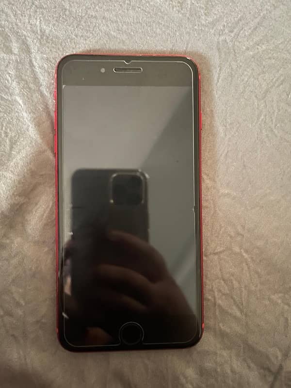 iPhone 8 Plus back broke 0