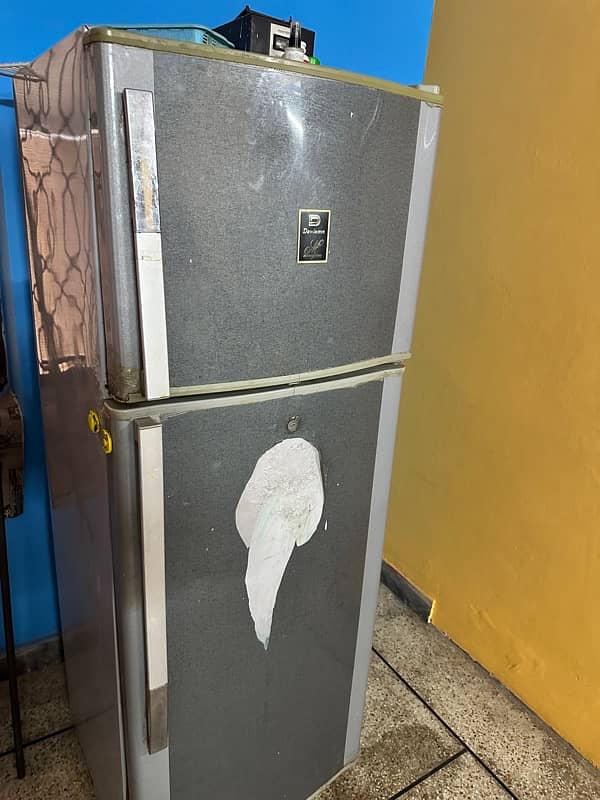 Dawlance Fridge for Sale 4