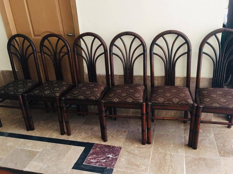 dining table 6seater good condition 2