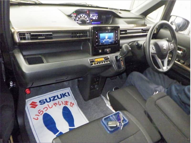 Suzuki Wagon R 2022 15