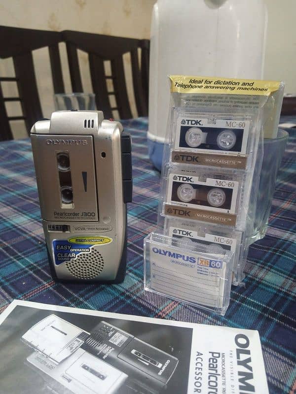 Olympus J300 Voice Recorder - Collectable 4