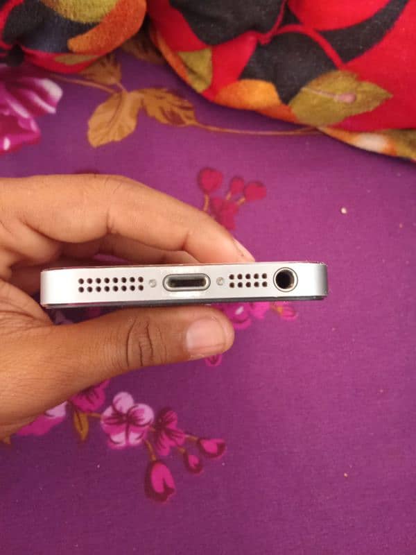 16gb non PTA urgent sale 2