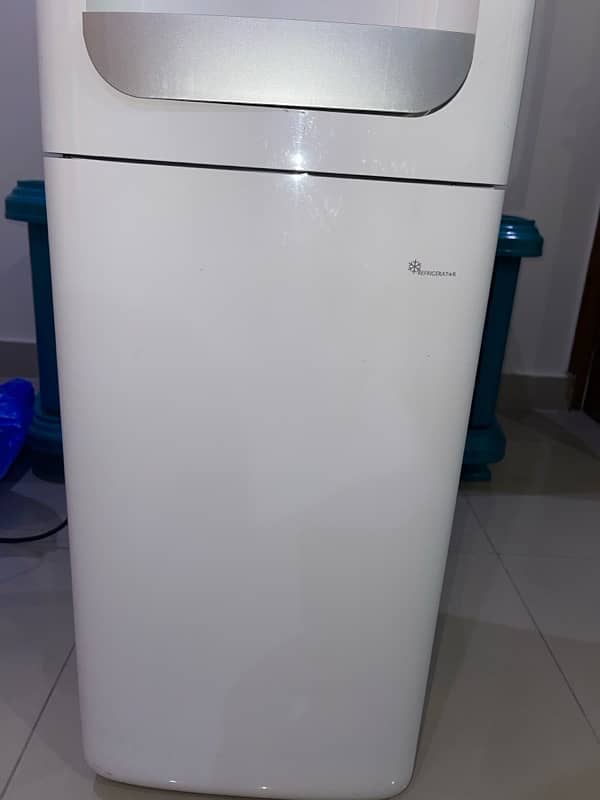 Gree Water dispenser 1