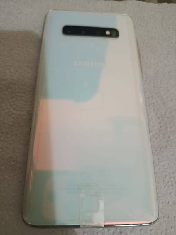 Samsung Galaxy S10 Plus Almost New Condition 1