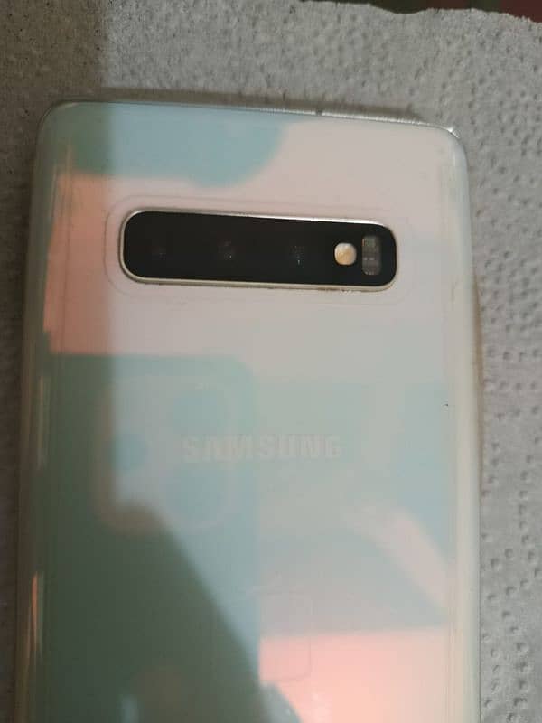 Samsung Galaxy S10 Plus Almost New Condition 2