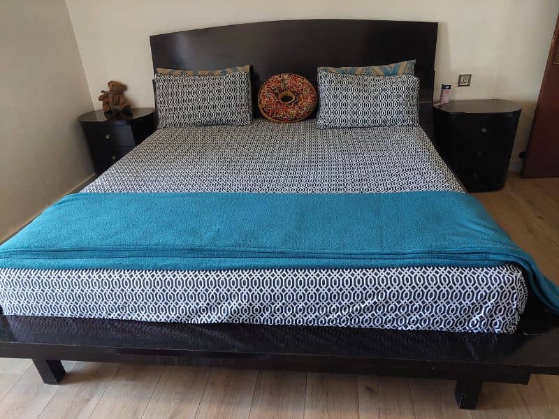 king size double bed wooden new design set for sale. leaving abroad . 2