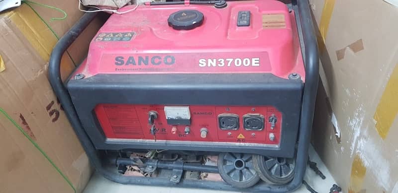 Sanco 2.3 kW Gen in new condition 4