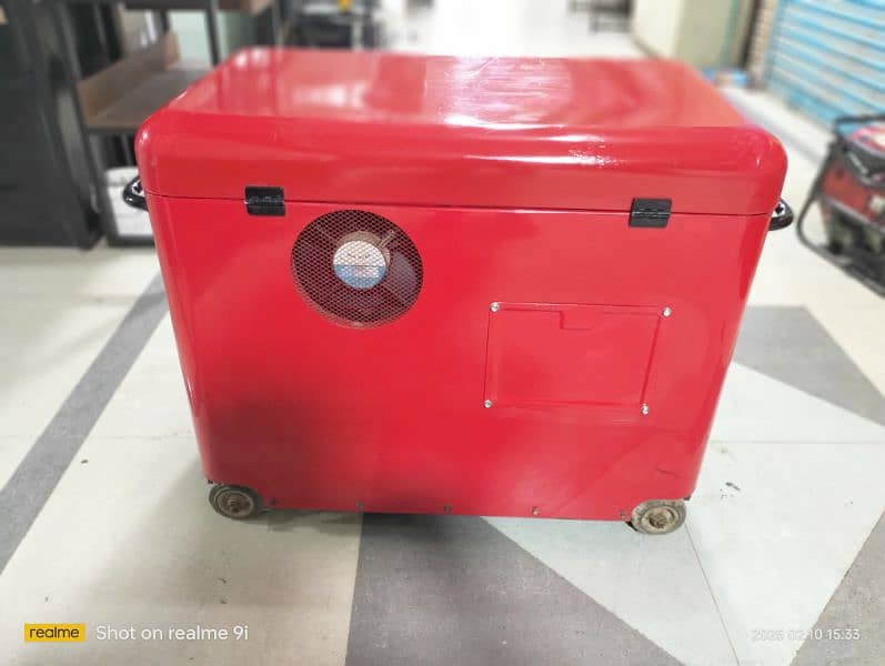 PARKINS Cummins 10kva sound prouf canopy generatoru 4