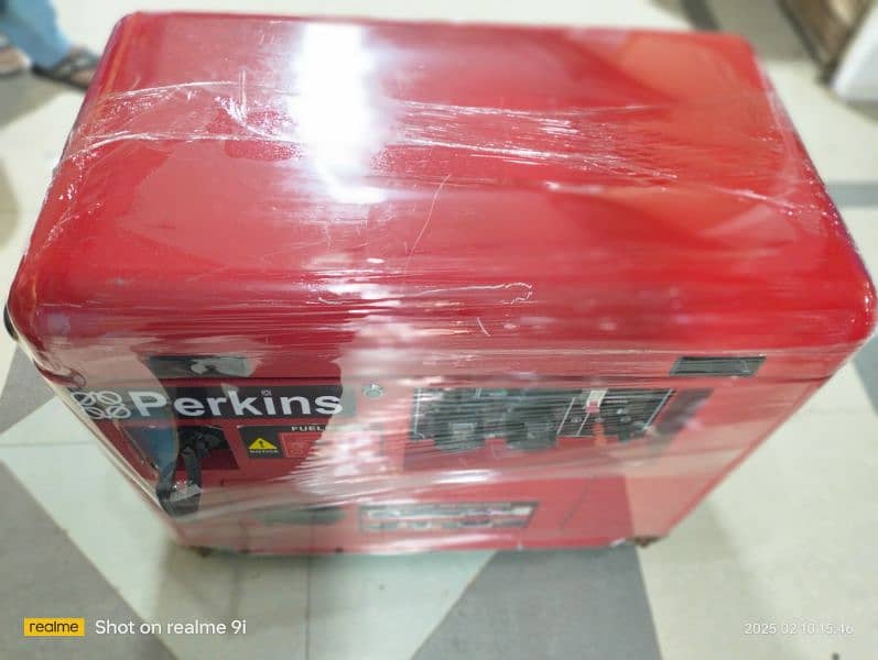 PARKINS Cummins 10kva sound prouf canopy generatoru 12