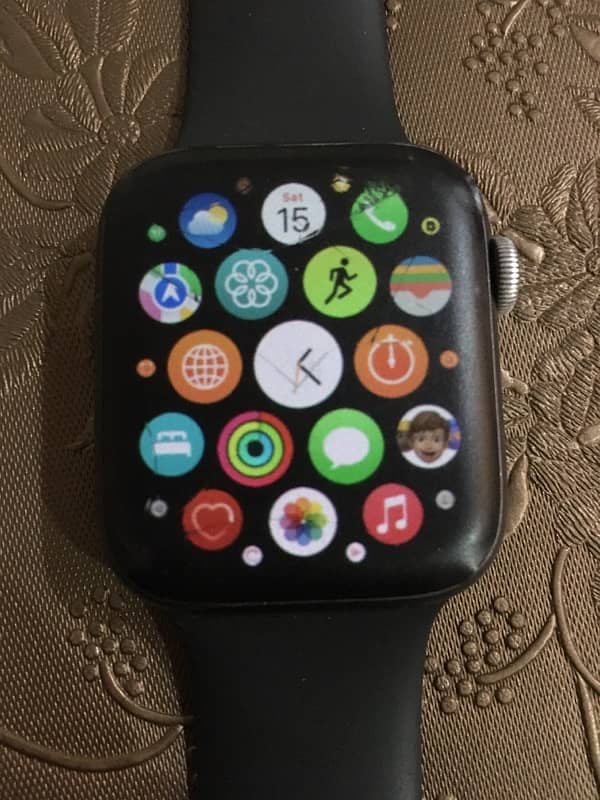 Apple Watch series’s 5 44mm 4