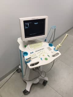 Honda HS-2500 Ultrasound Machine