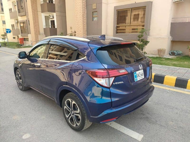 Honda Vezel 2015 import 2021 register 2022 Islamabad number 5