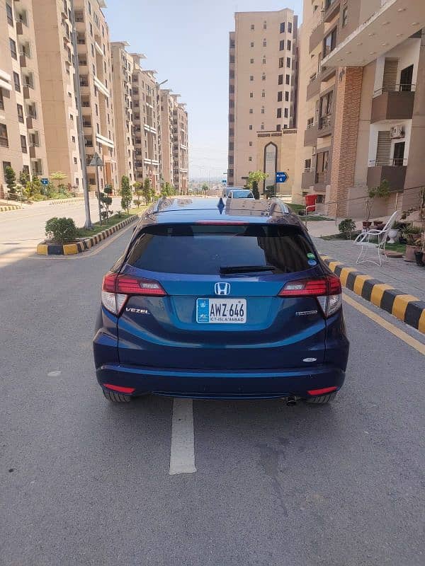 Honda Vezel 2015 import 2021 register 2022 Islamabad number 6