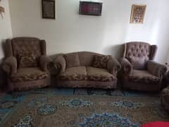 Good Condition 7 seater sofa set is available for sale.