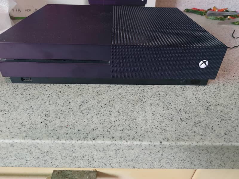 Xbox one s 6