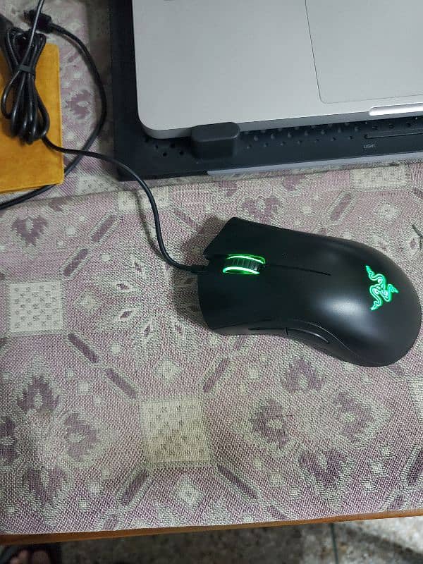 The Best Razer DeathAdder Essential Mouse for Gamers 3