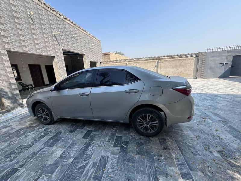 Toyota Corolla GLI 2019 Model Full Genuine 4