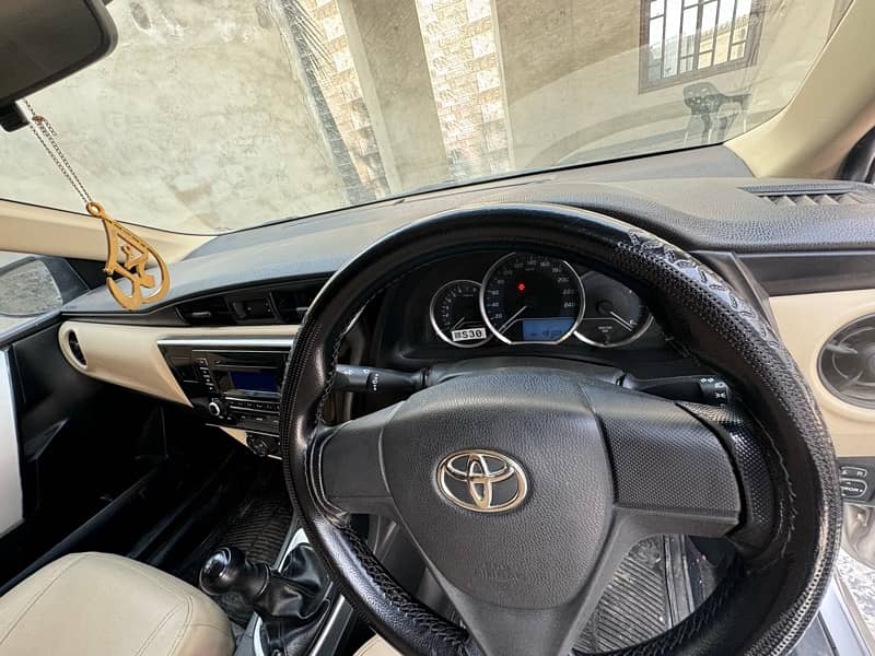 Toyota Corolla GLI 2019 Model Full Genuine 10