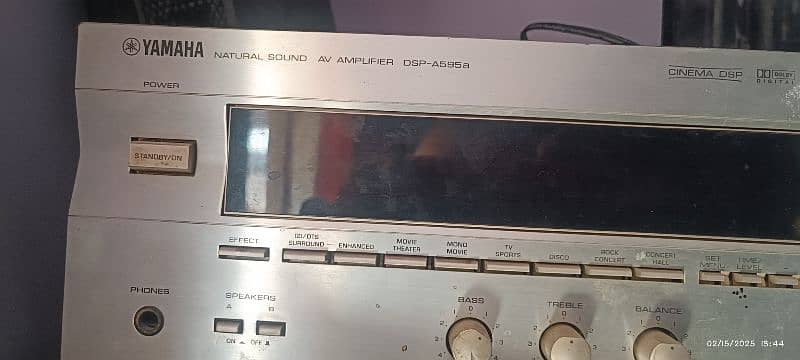 Yamaha a595 with remote control 11ov 1