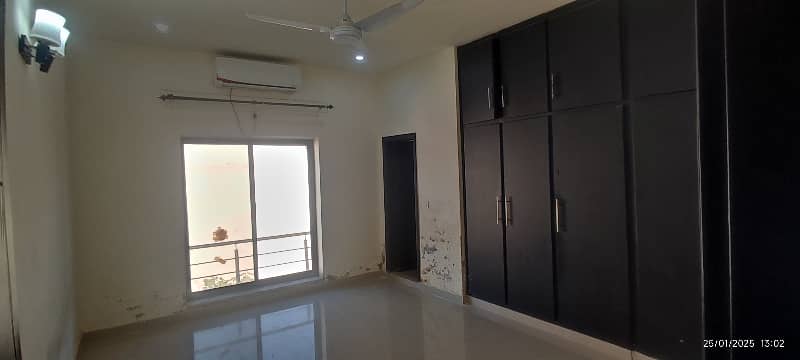 40x80 Upper Portion For Rent In D. 12 14