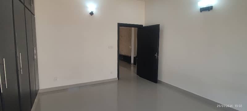 40x80 Upper Portion For Rent In D. 12 16