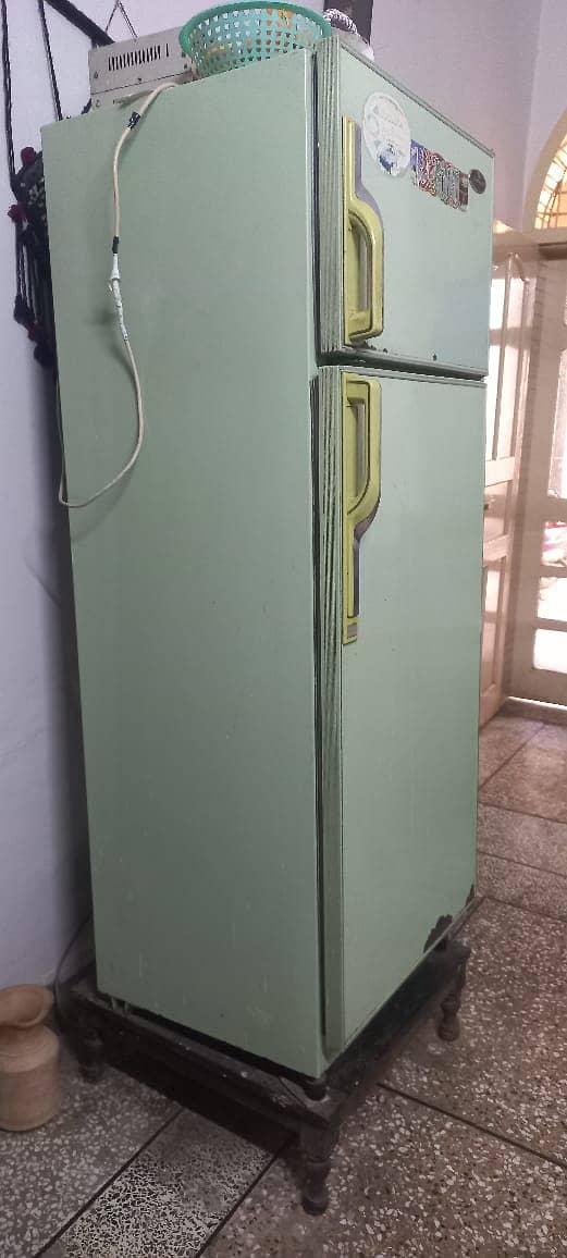 Home Used Fridge for sale. 0