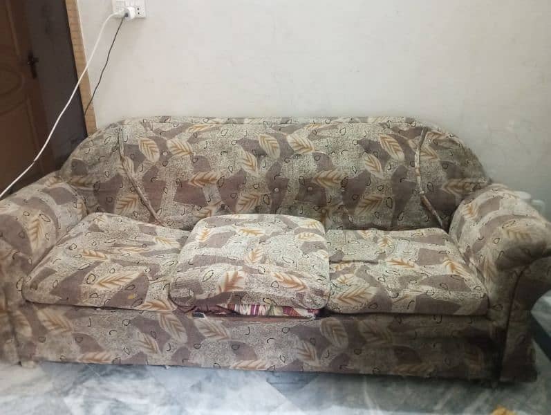 6 seater sofa in used saleout with cower 2