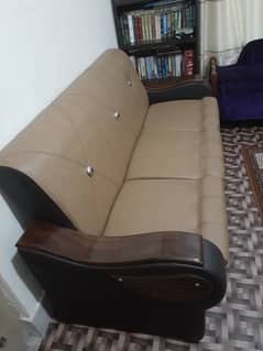 Selling my 5 seater sofa .