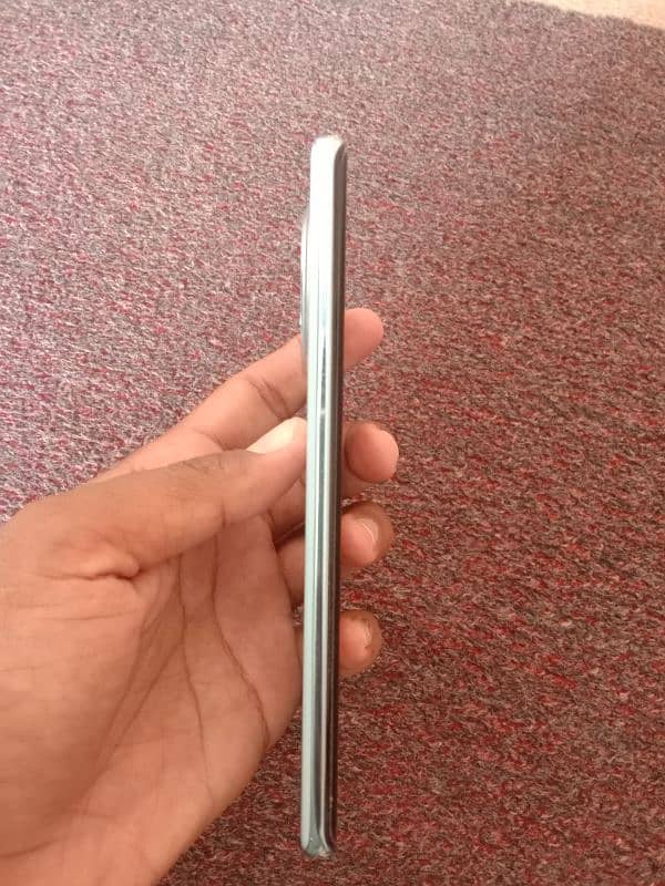 Vivo V30e 5g 1