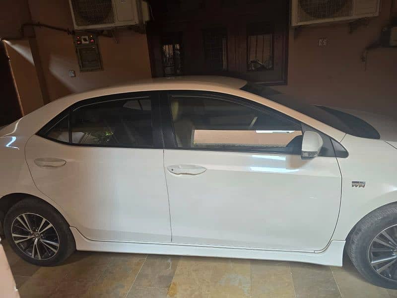 Toyota Corolla Altis 1.6 2018 1