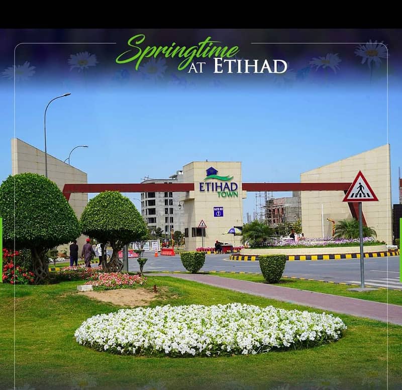 5 MARLA PLOT FOR SALE IN ETIHAD TOWN PHASE 1 LAHORE. 5