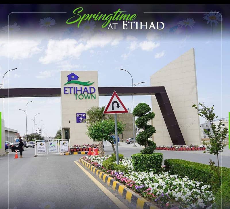 5 MARLA PLOT FOR SALE IN ETIHAD TOWN PHASE 1 LAHORE. 6