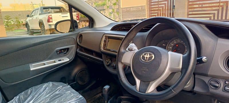 Toyota Vitz 2014 2