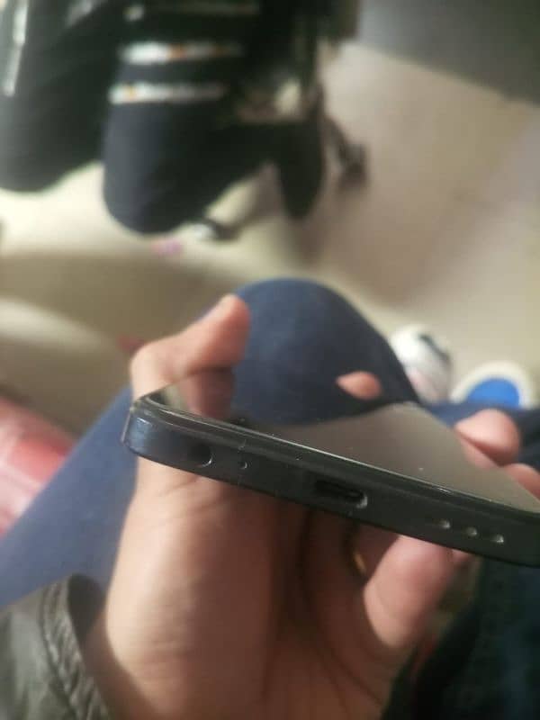 Infinix hot 30 play fresh condition all ok only fingerprint break 1