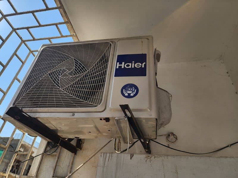 Haier 1 Ton turbo cool non inverter AC like new 7