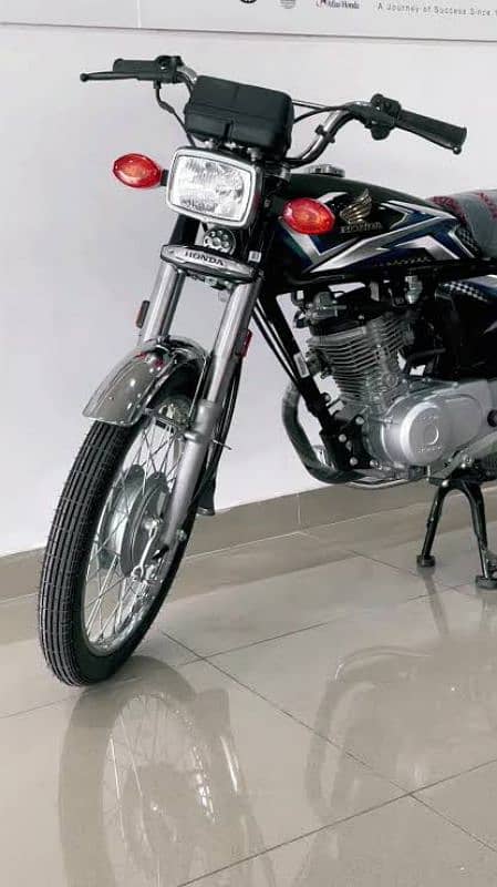 Honda 125 New model sticker 0