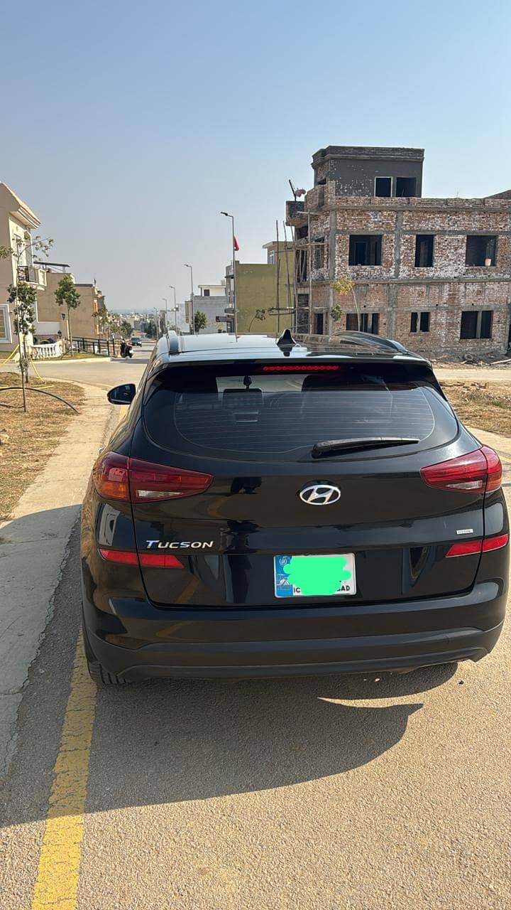 Hyundai Tucson AWD 2021 Like New 2