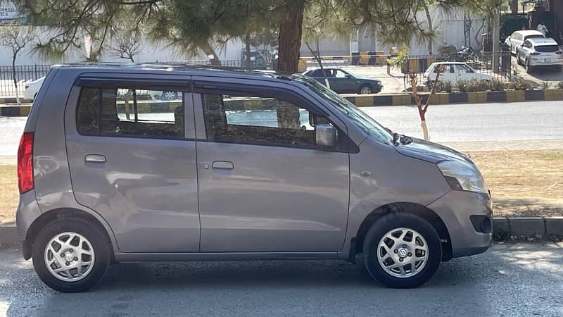 Suzuki Wagon R 2018 10