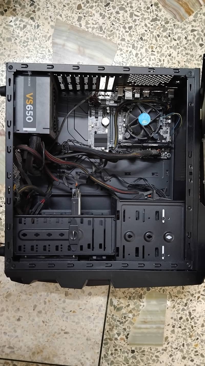 Old Used Gaming PC 0