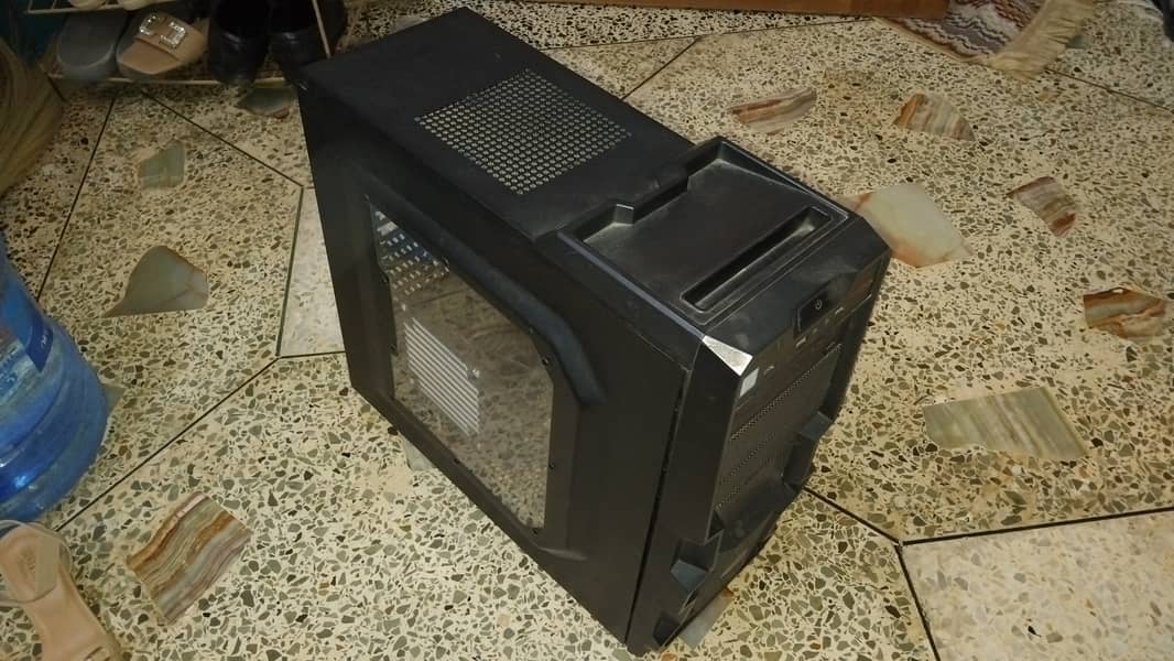 Old Used Gaming PC 7