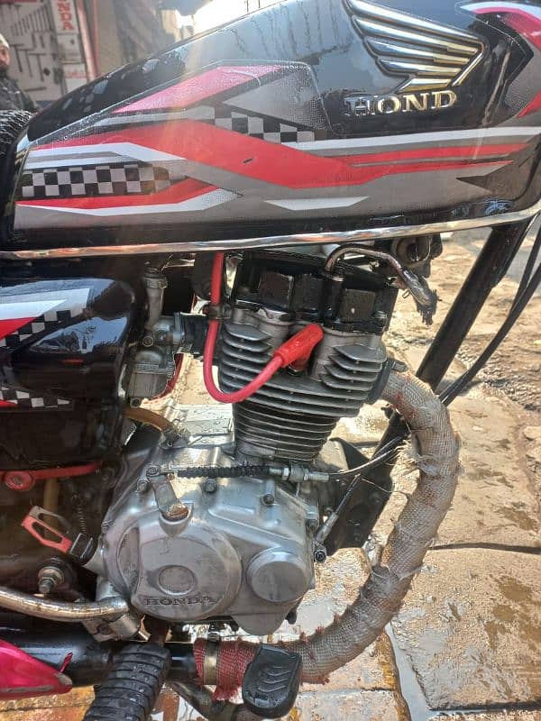 Honda 125 Good Condition 10