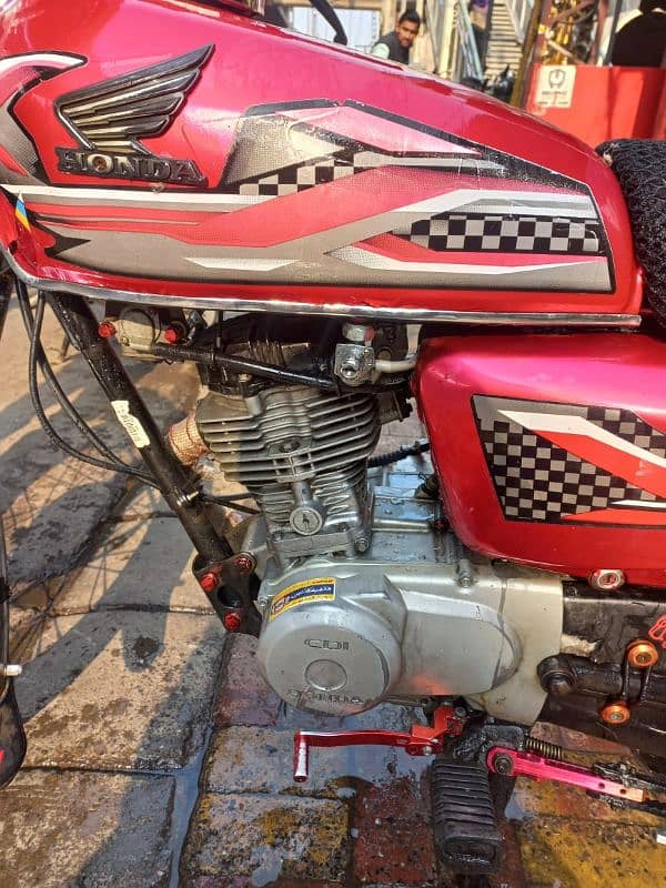 Honda 125 Good Condition 11