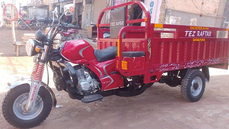 New condition Tez raftar 150cc loader Rickshaw for sale. 3