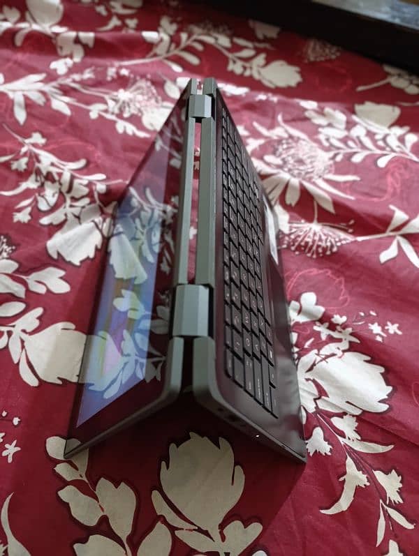 HP Laptop Core i3 10g Touch and Tab 5