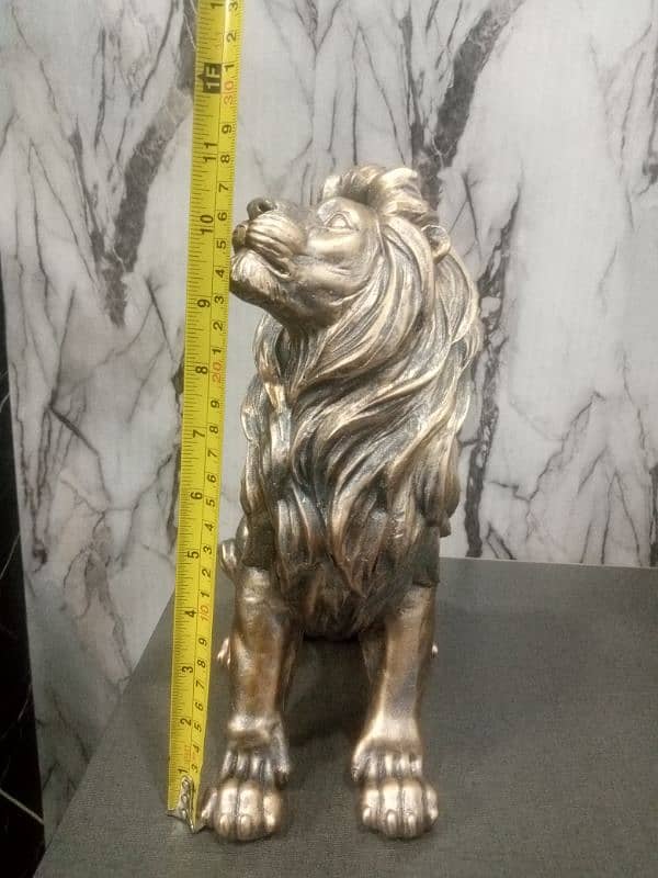 Loin decorative Item 1