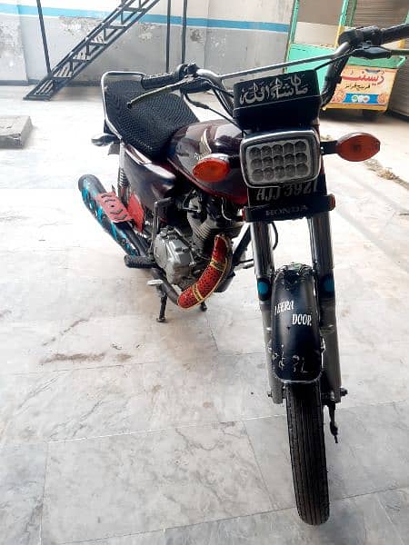 Honda 125 22 model All Punjab number for sale 3