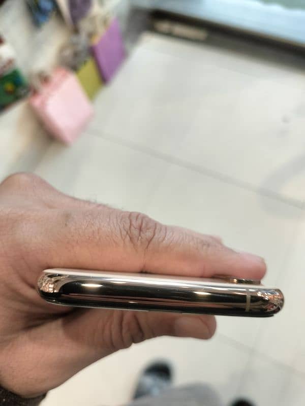 iphone xs 64 gb factory unlocked 1