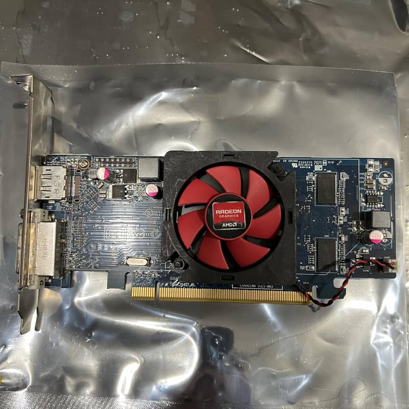 AMD RADEON HD 7470 1GB DDR3 1