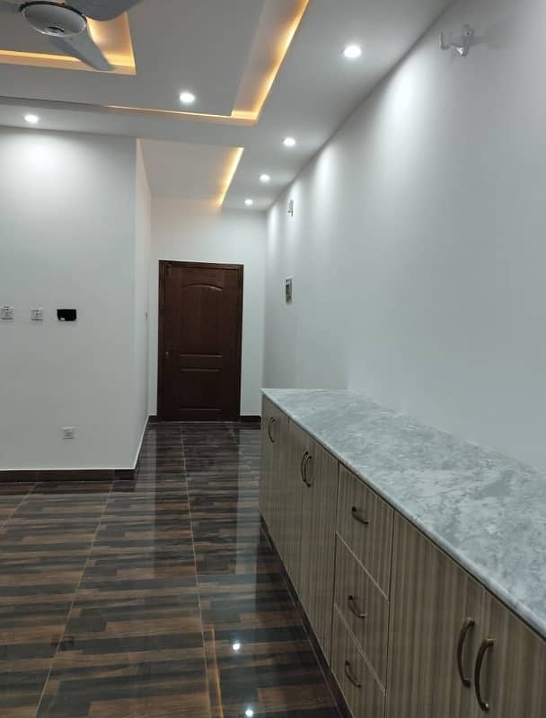 14 Marla Ground Portion For Rent In G13/3 1